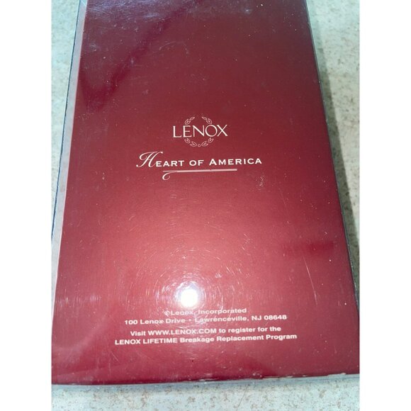 Lenox Heart Of America Silver-Plated Ornament With American Flag Design - Picture 4 of 5